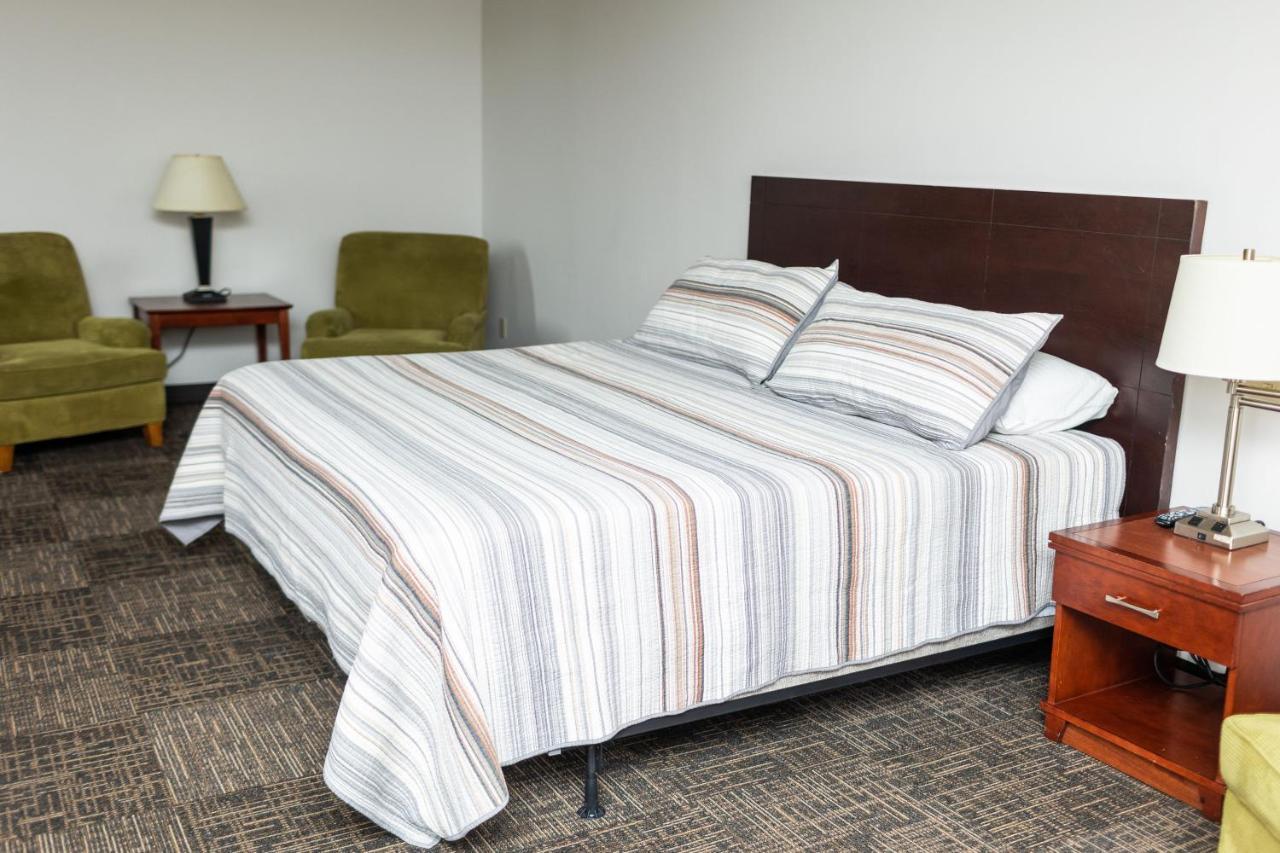 Mountain View Lodge Clifford Екстер'єр фото